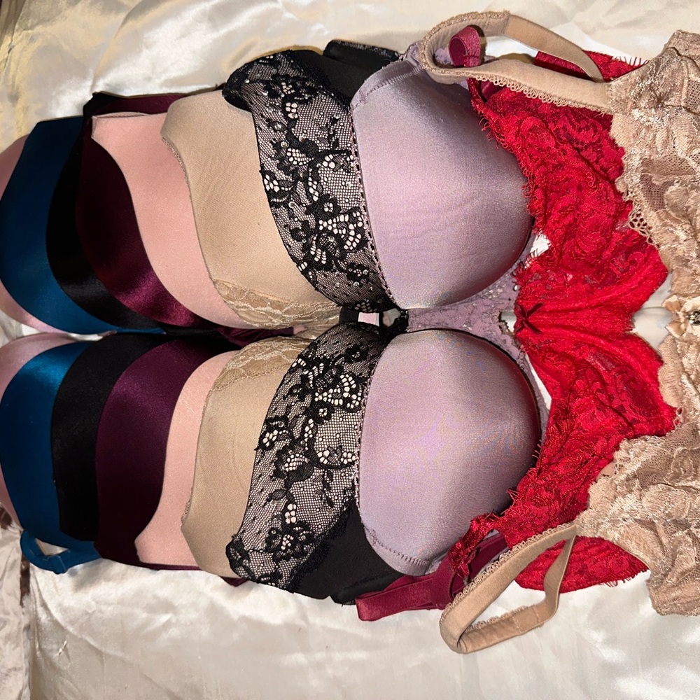 10 Victoria secret Bras